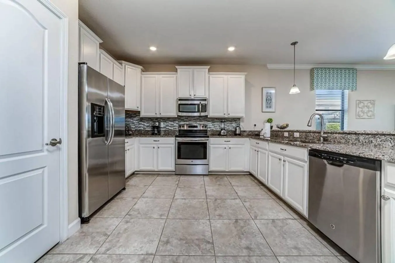 Amazing Champions Gate 8B5B With Game Room, Movie Room, And Private Pool Davenport